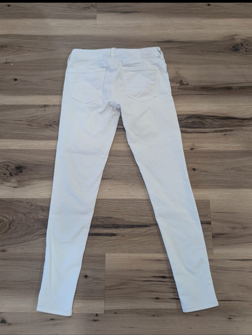American Eagle Outfitters White Denim Skinny Super Stretch Jeans Sz 2 Like New!